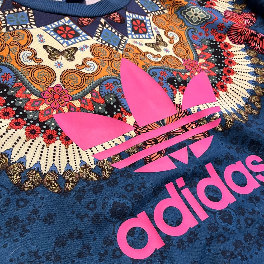 Adidas Ribbed Crew Neck Pullover Butterfly Print Pocket Sweater Long Sleeve Top